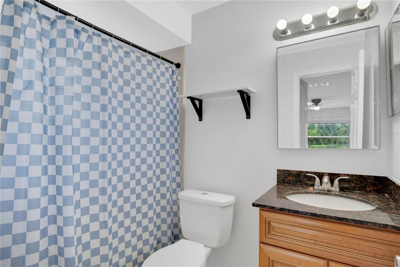 Listing Photo 16