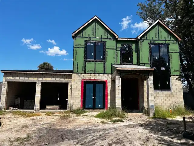 Listing Photo 12
