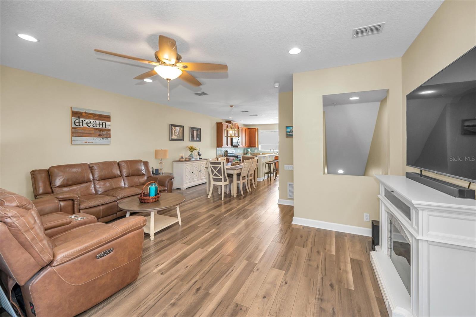 Listing Photo 7