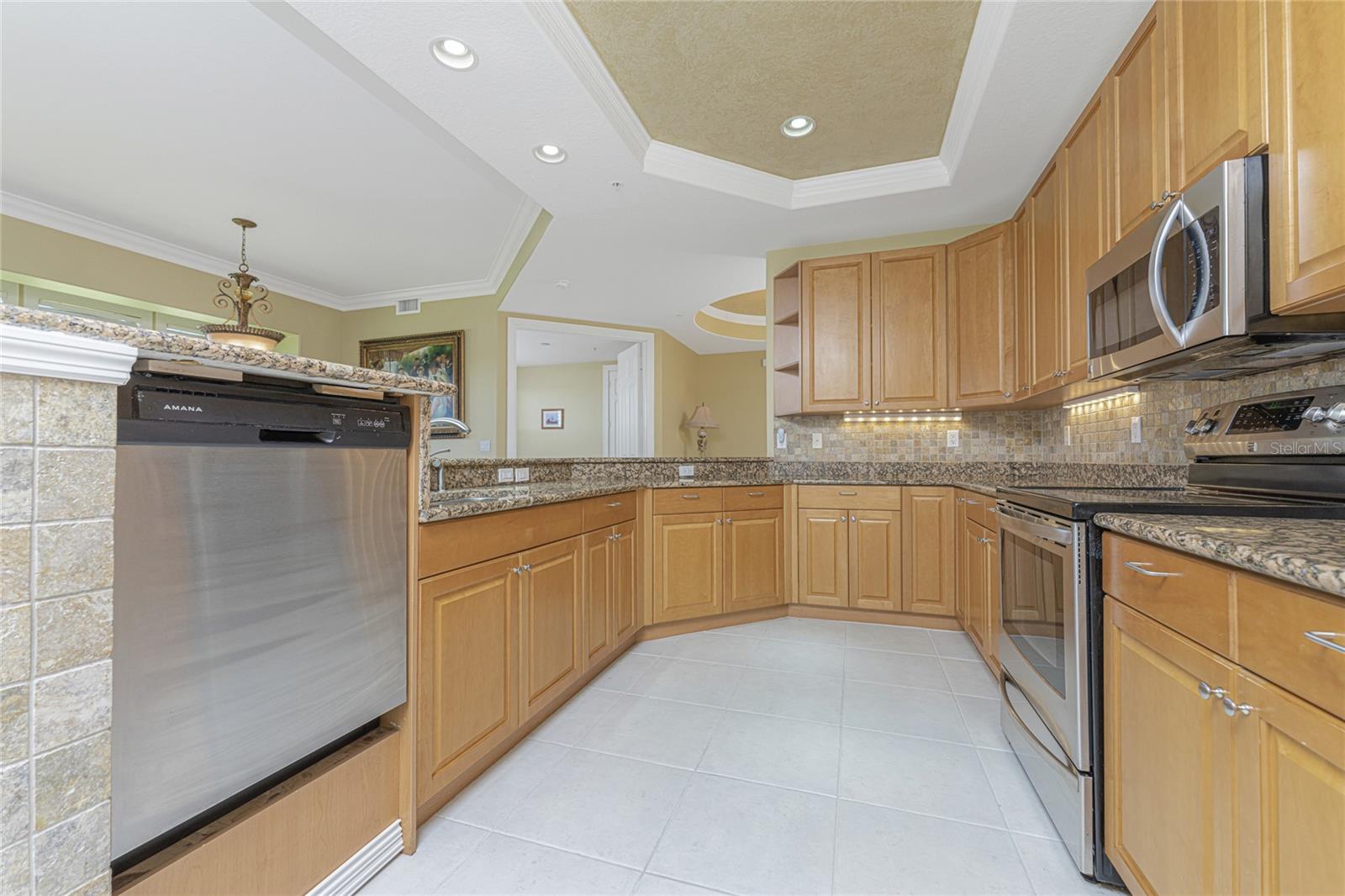 Listing Photo 12