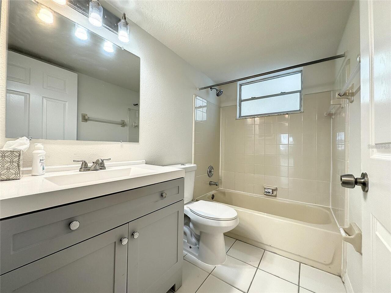 Listing Photo 14