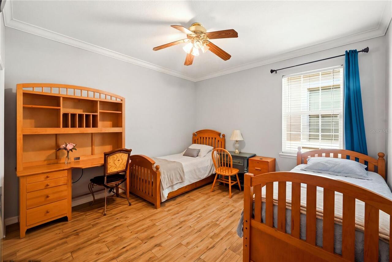 Listing Photo 17