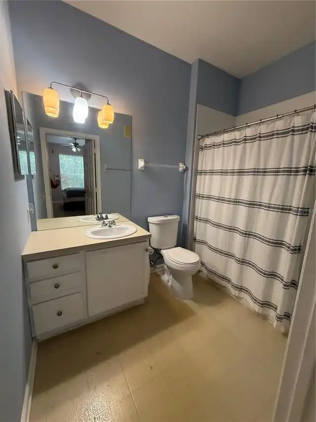 Listing Photo 18