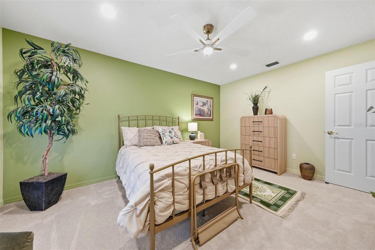 Listing Photo 32