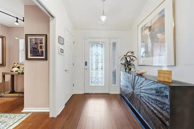 Listing Photo 10