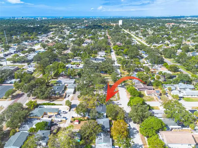 Listing Photo 12