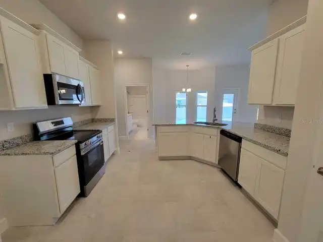 Listing Photo 13