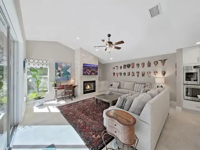 Listing Photo 22