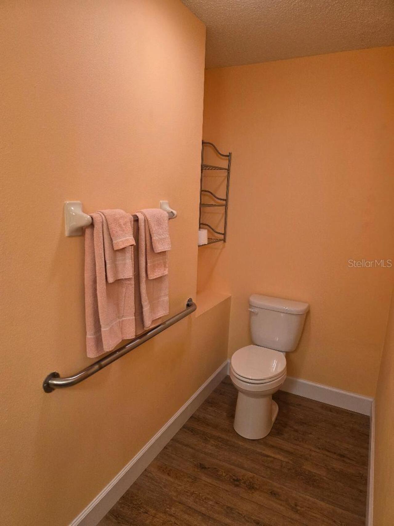 Listing Photo 14
