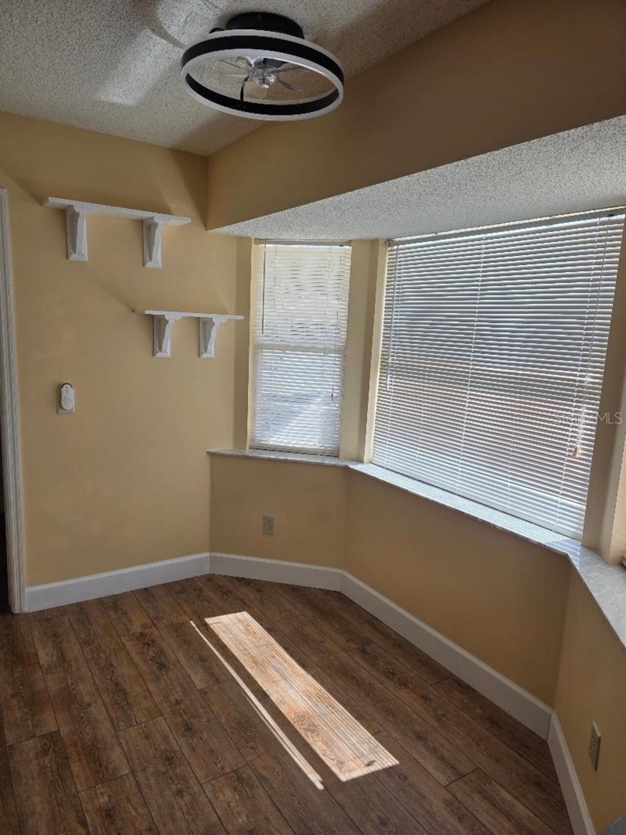 Listing Photo 29