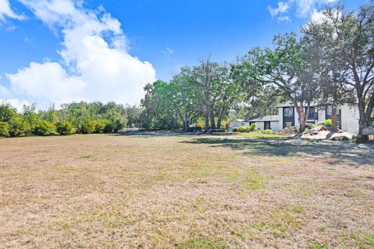 Listing Photo 28