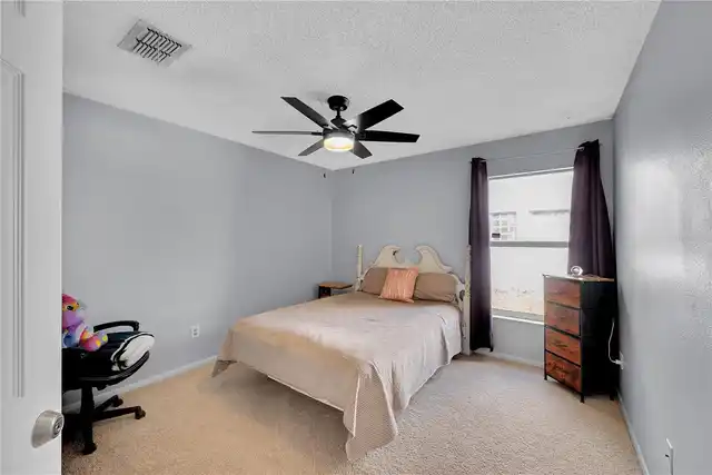 Listing Photo 28