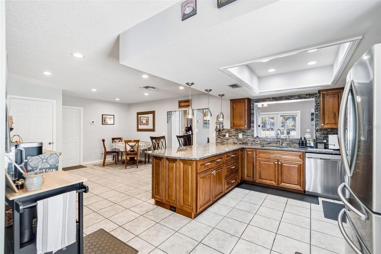 Listing Photo 10