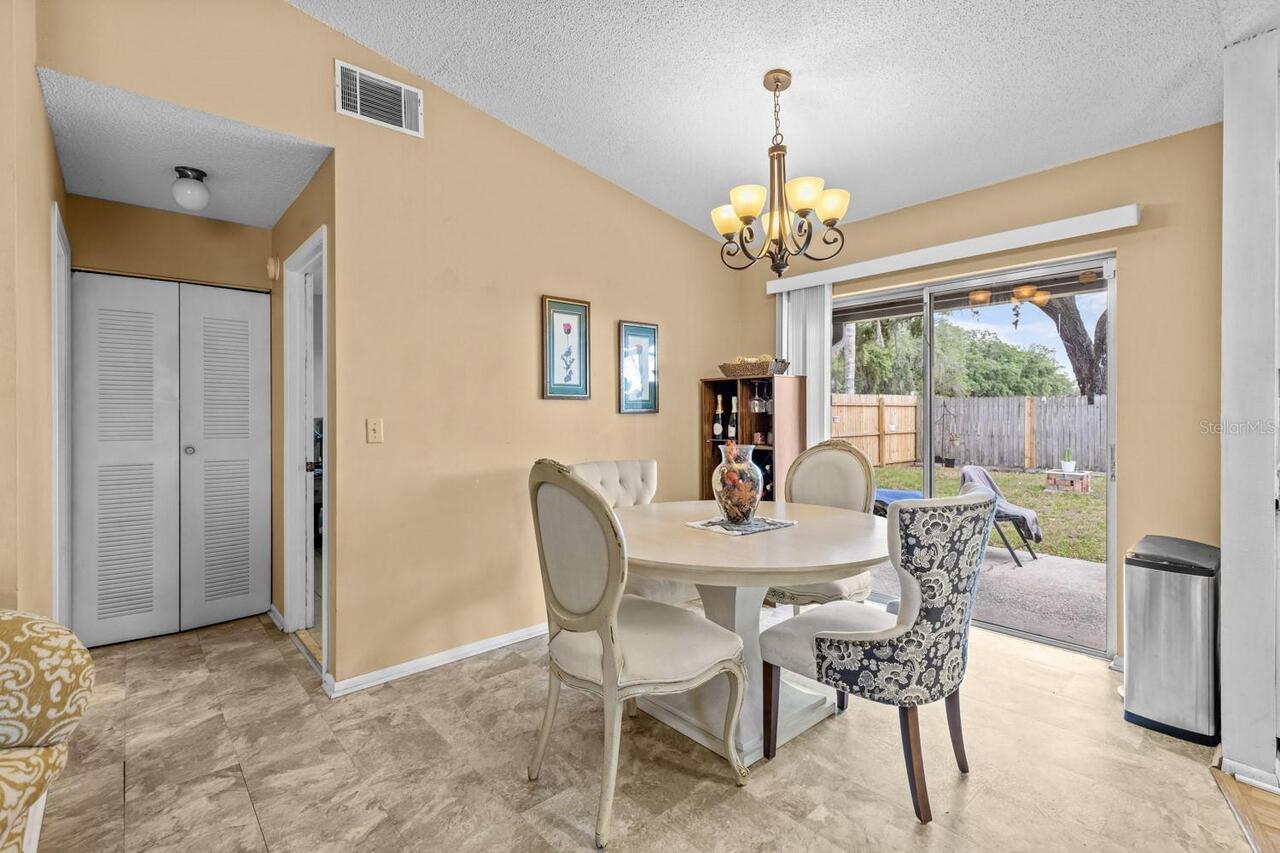 Listing Photo 9