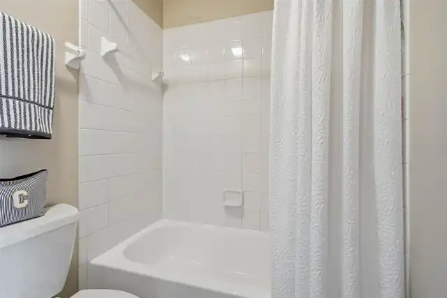 Listing Photo 23