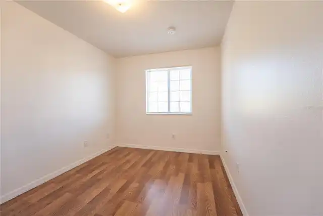 Listing Photo 17