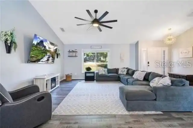 Listing Photo 32