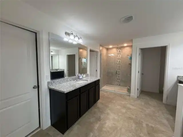 Listing Photo 37