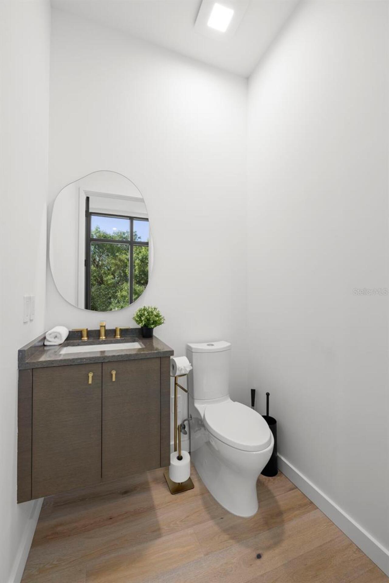 Listing Photo 29