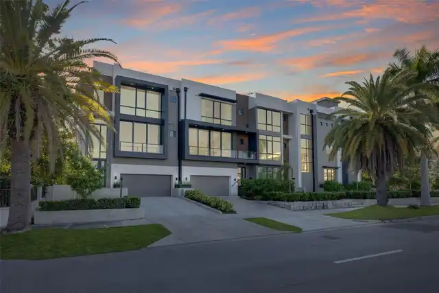 4BR, Home, 4BA, $1,990,200
Read More