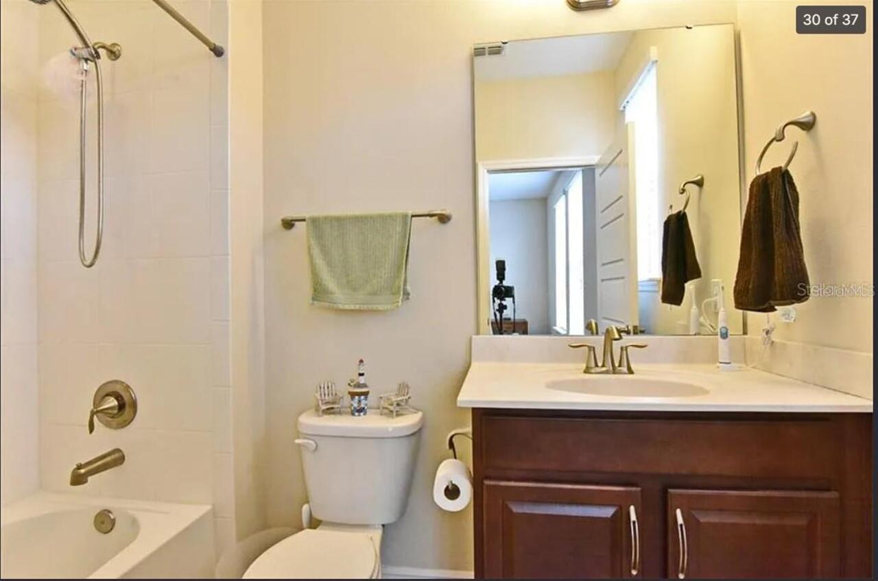 Listing Photo 9