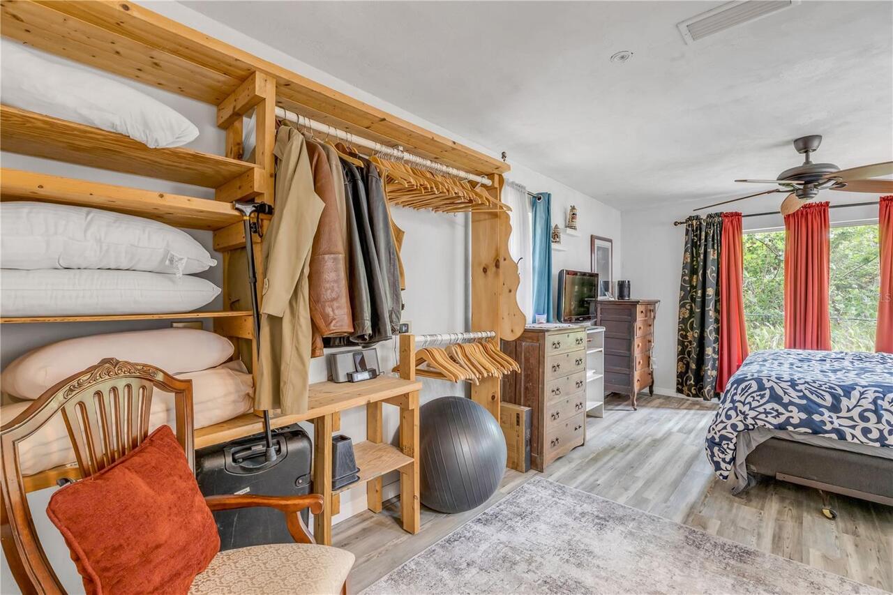 Listing Photo 22