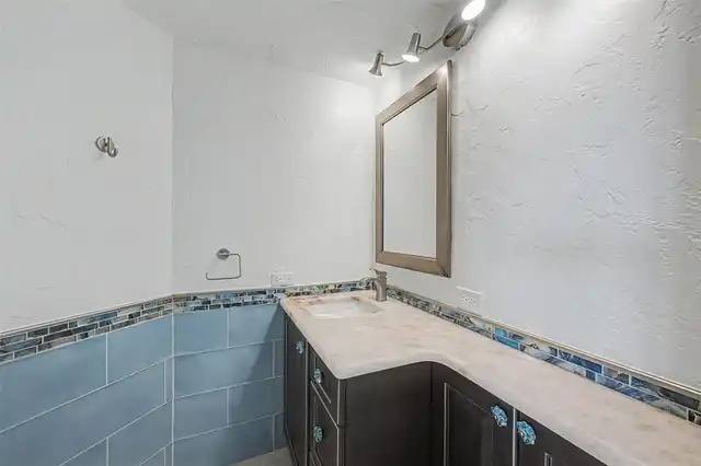 Listing Photo 43