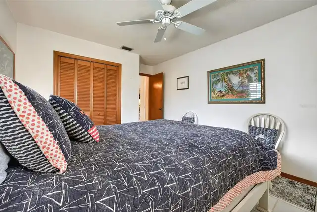 Listing Photo 28
