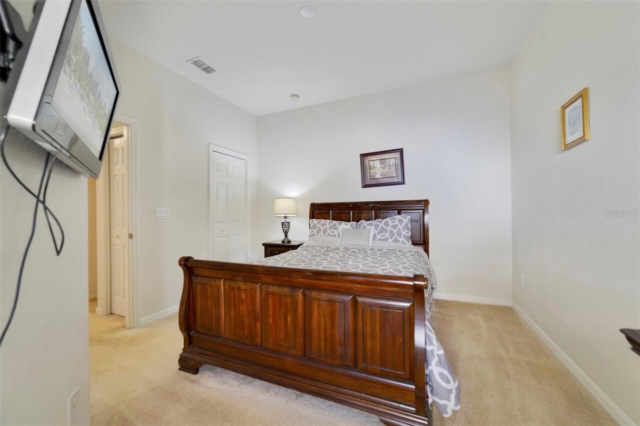 Listing Photo 32