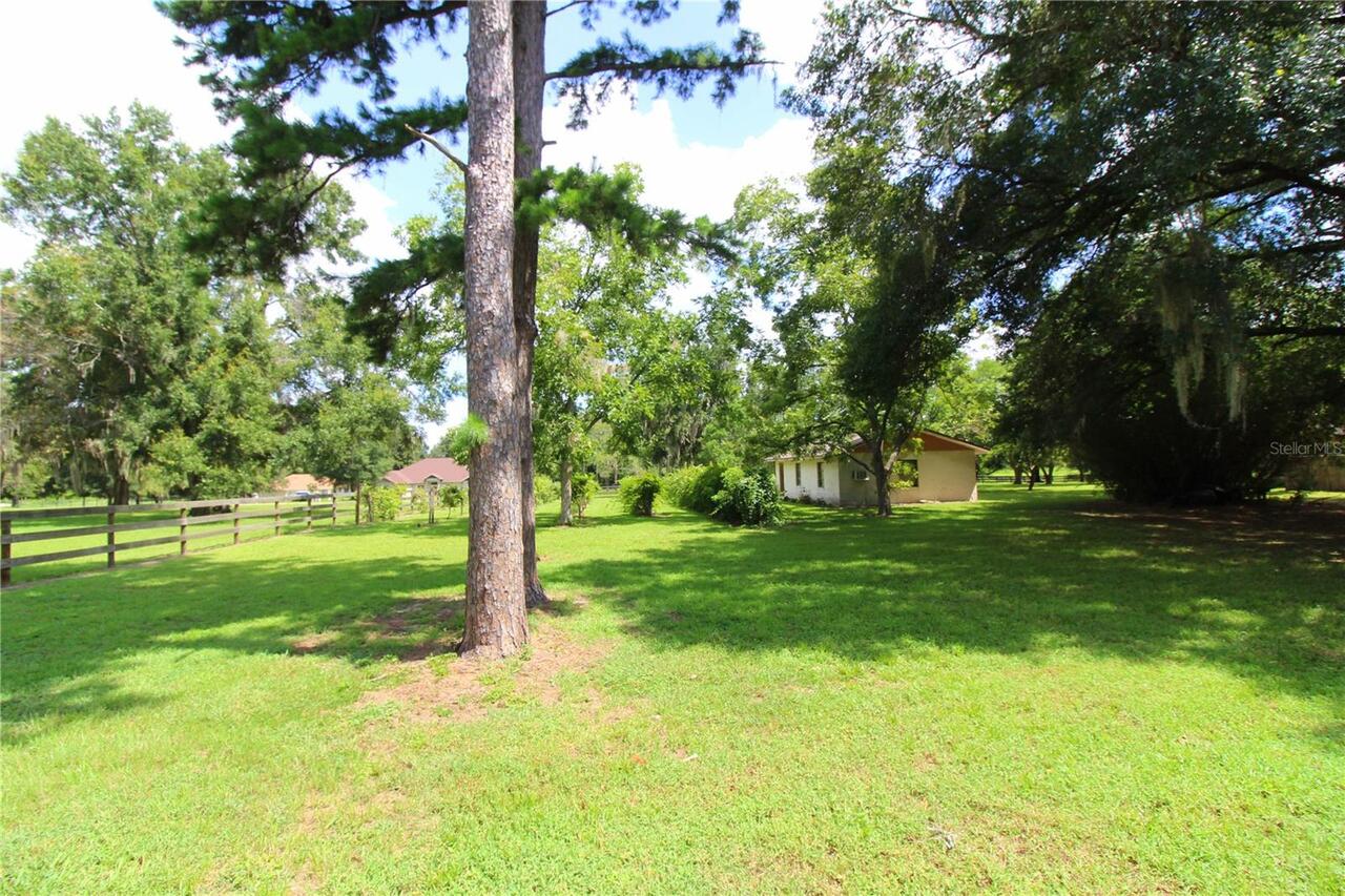 Listing Photo 9