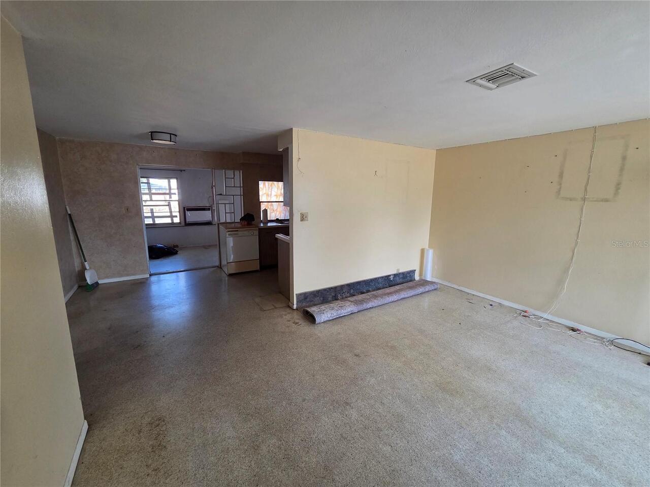 Listing Photo 7