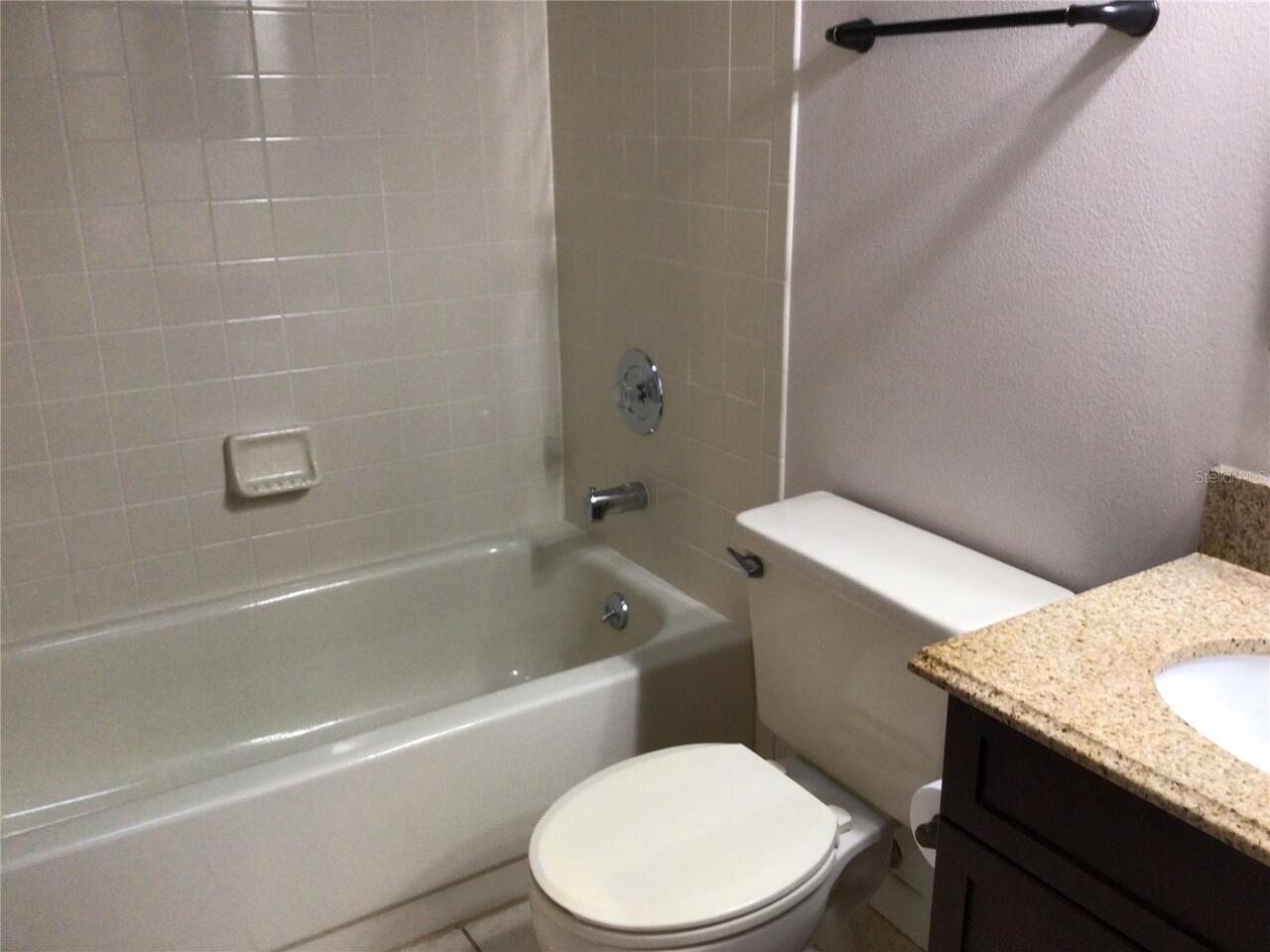 Listing Photo 14