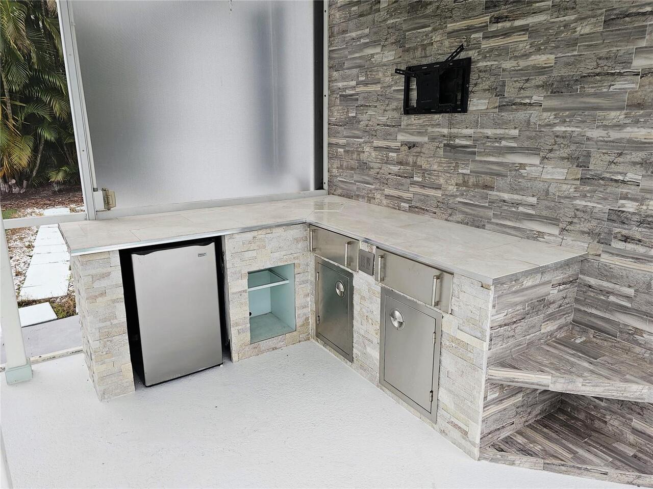 Listing Photo 43