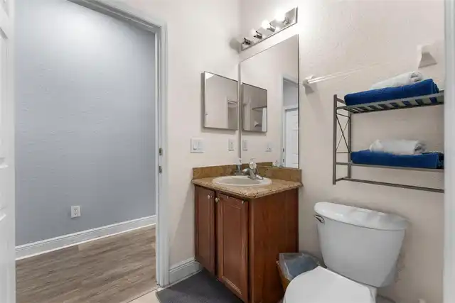 Listing Photo 19