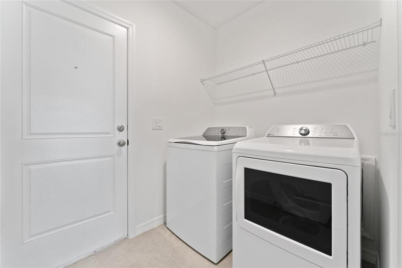 Listing Photo 10