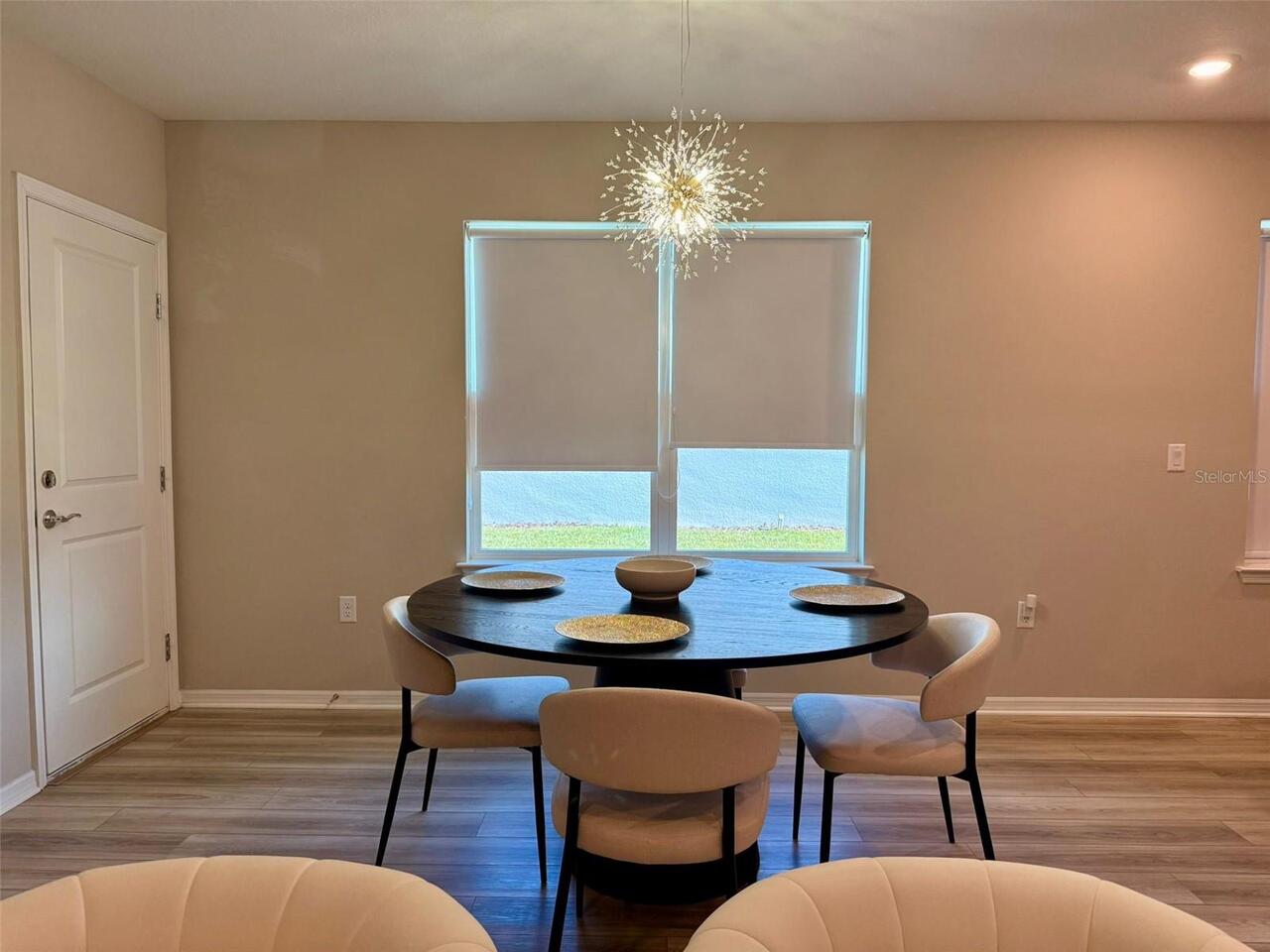 Listing Photo 9