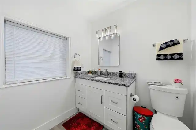 Listing Photo 29