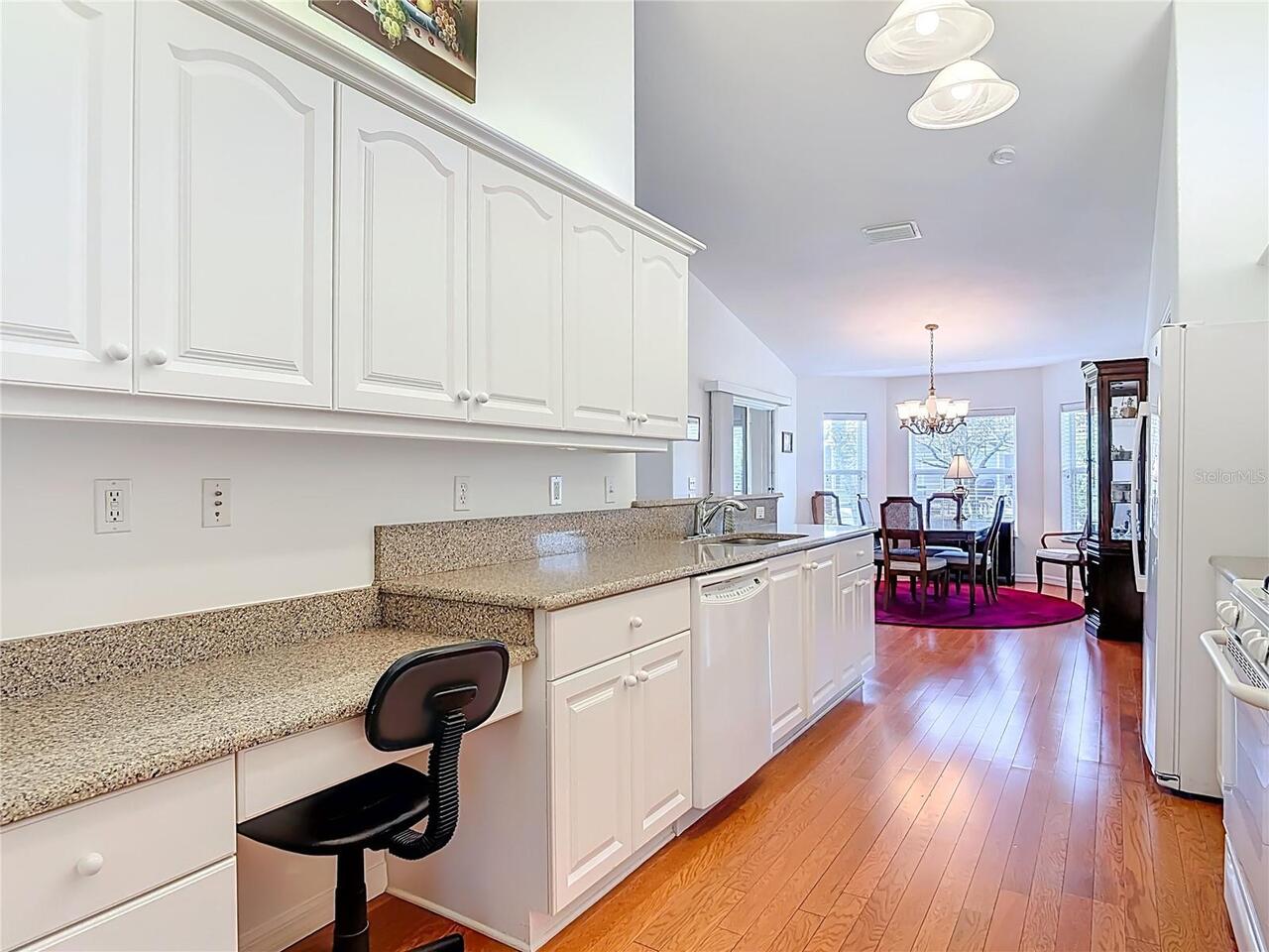 Listing Photo 18