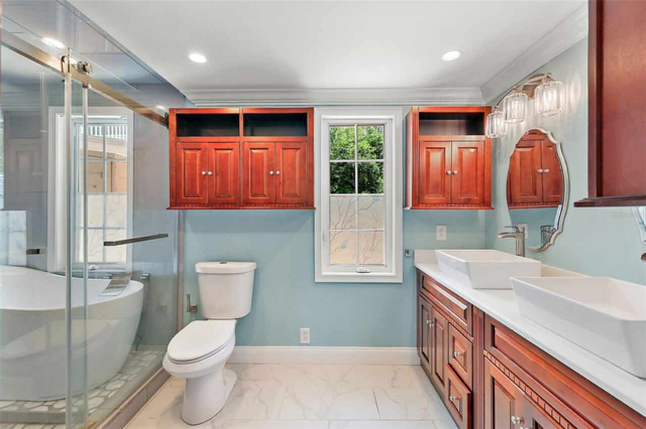 Listing Photo 18