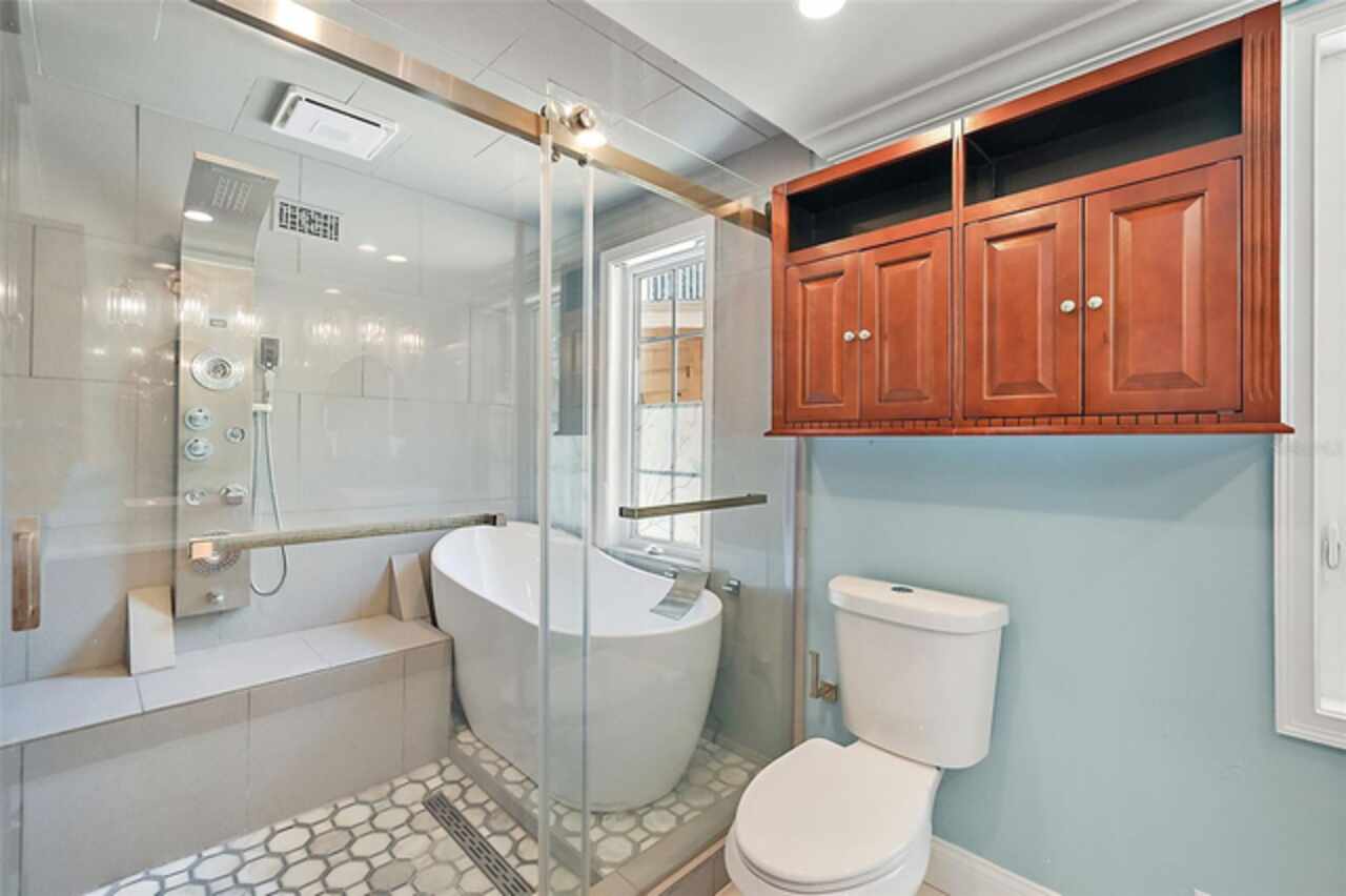 Listing Photo 19