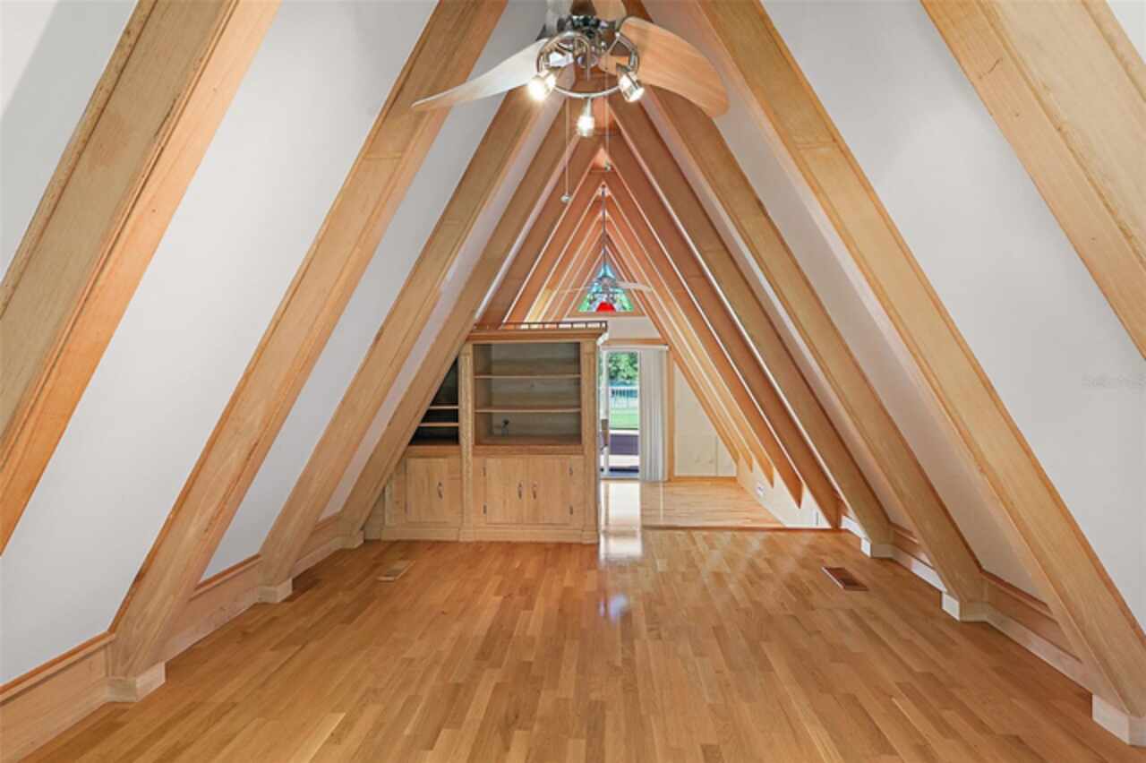 Listing Photo 32