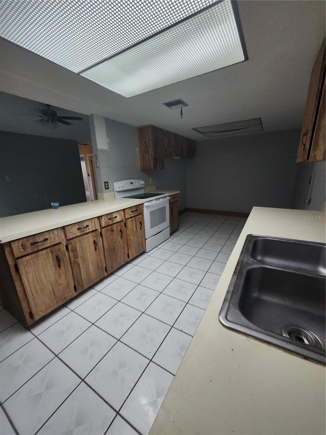 Listing Photo 14