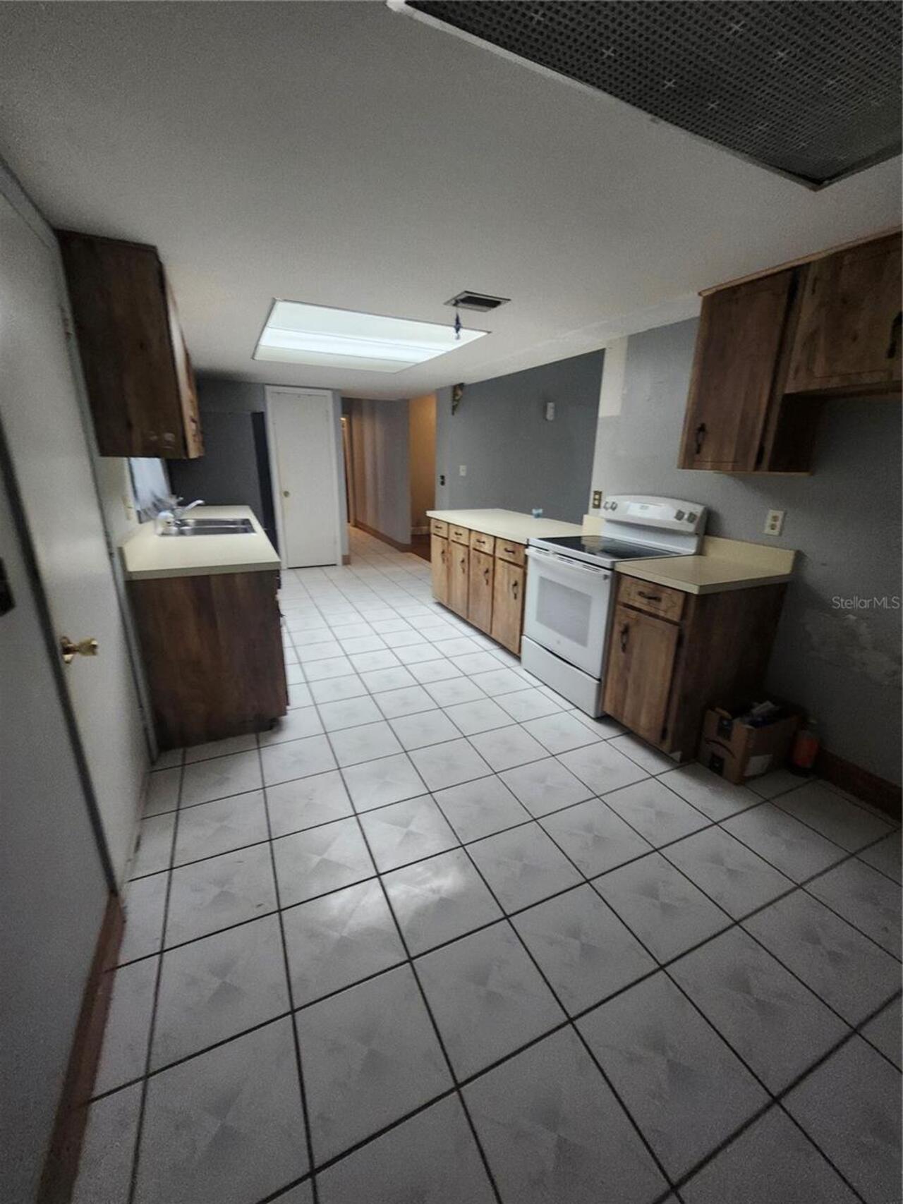 Listing Photo 15