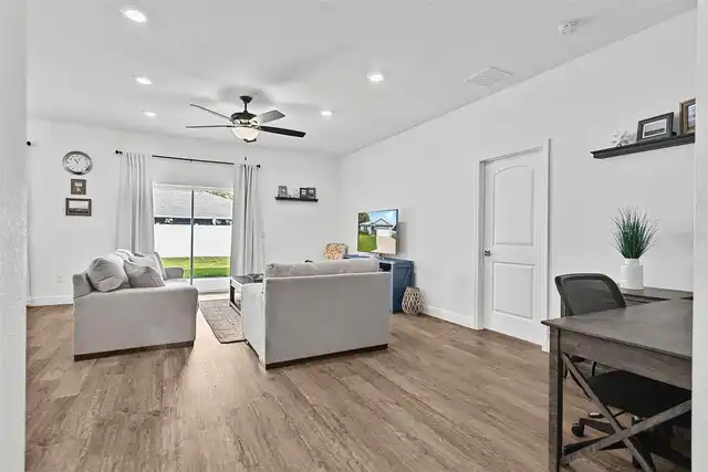 Listing Photo 19