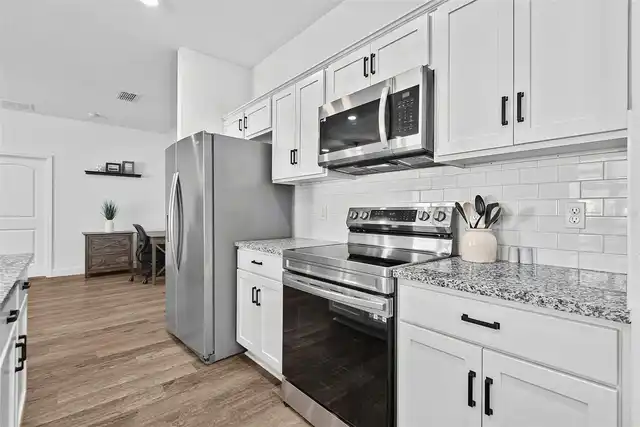 Listing Photo 27