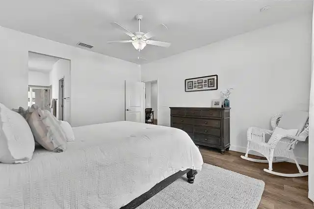 Listing Photo 35
