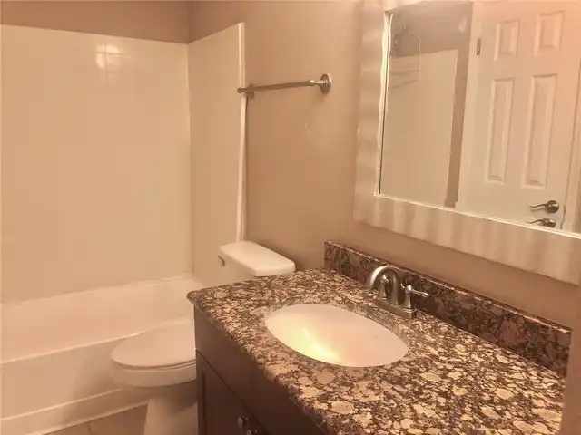 Listing Photo 19