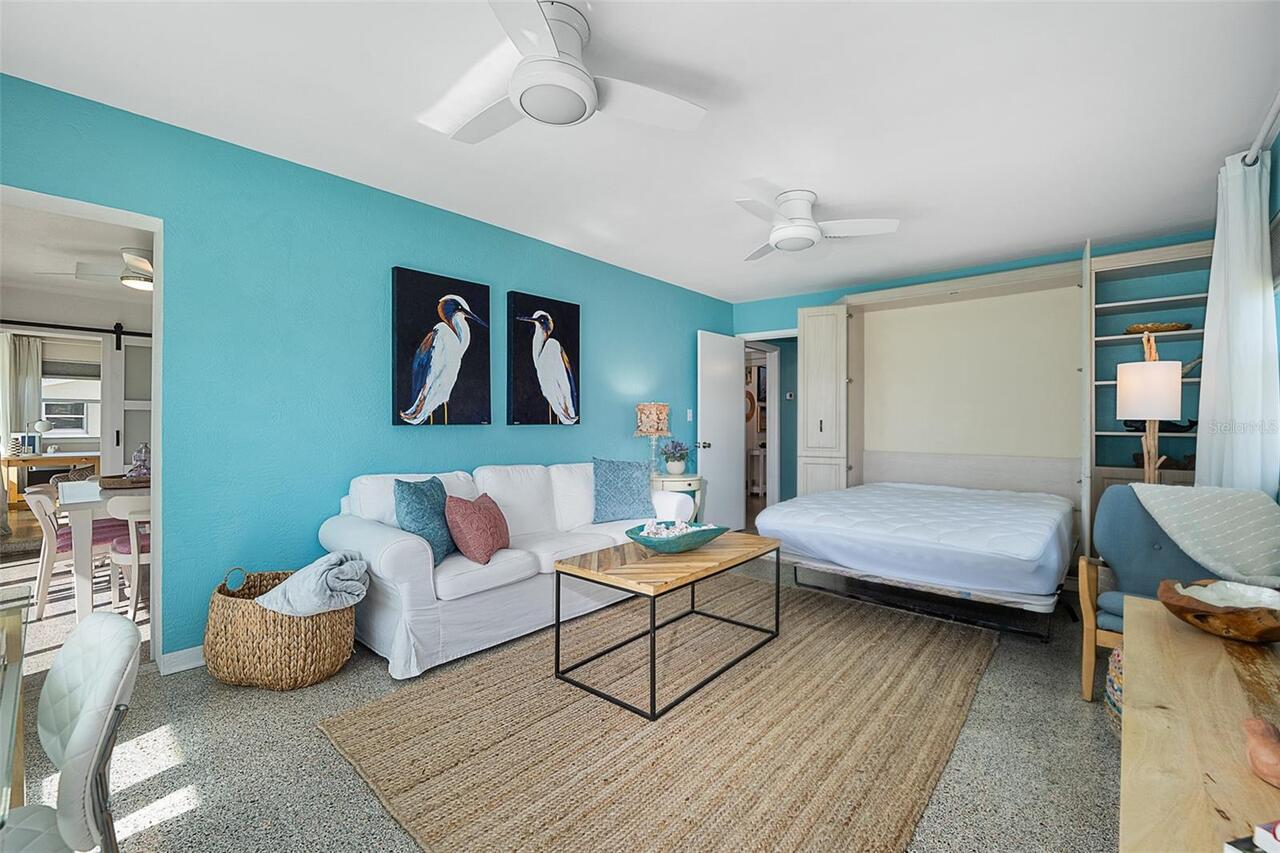 Listing Photo 17