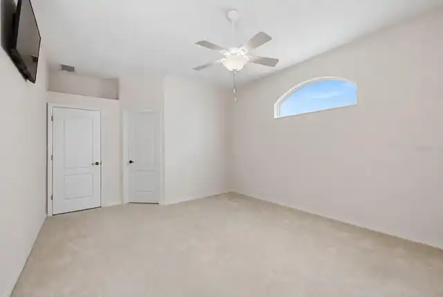Listing Photo 29