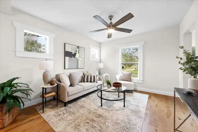 Listing Photo 16